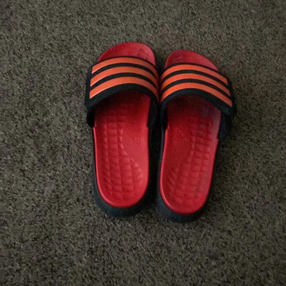 Slides - Picture 3 of 4